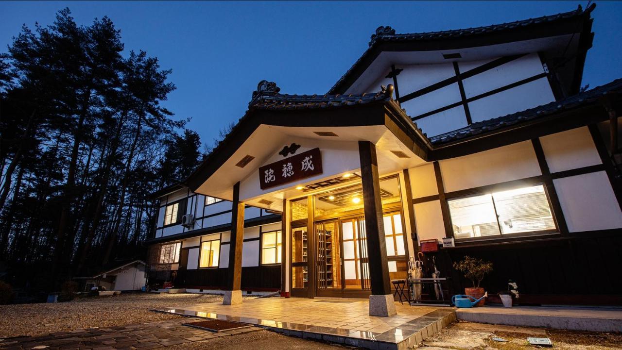 金剛寺 宿坊 成穂院 Matsukawa Eksteriør billede
